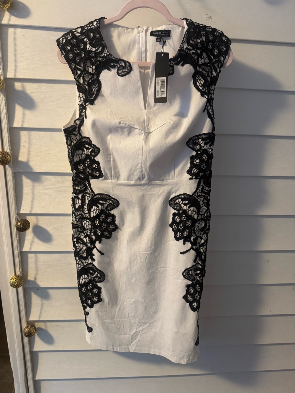 London Dress company Black & White Lace-Accent Sheath Dress size 14 NWT
